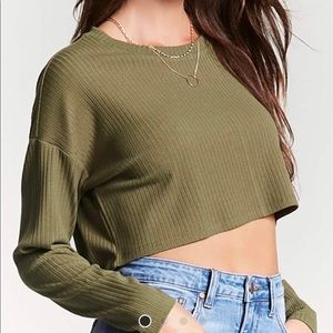 FOREVER 21 olive crop top